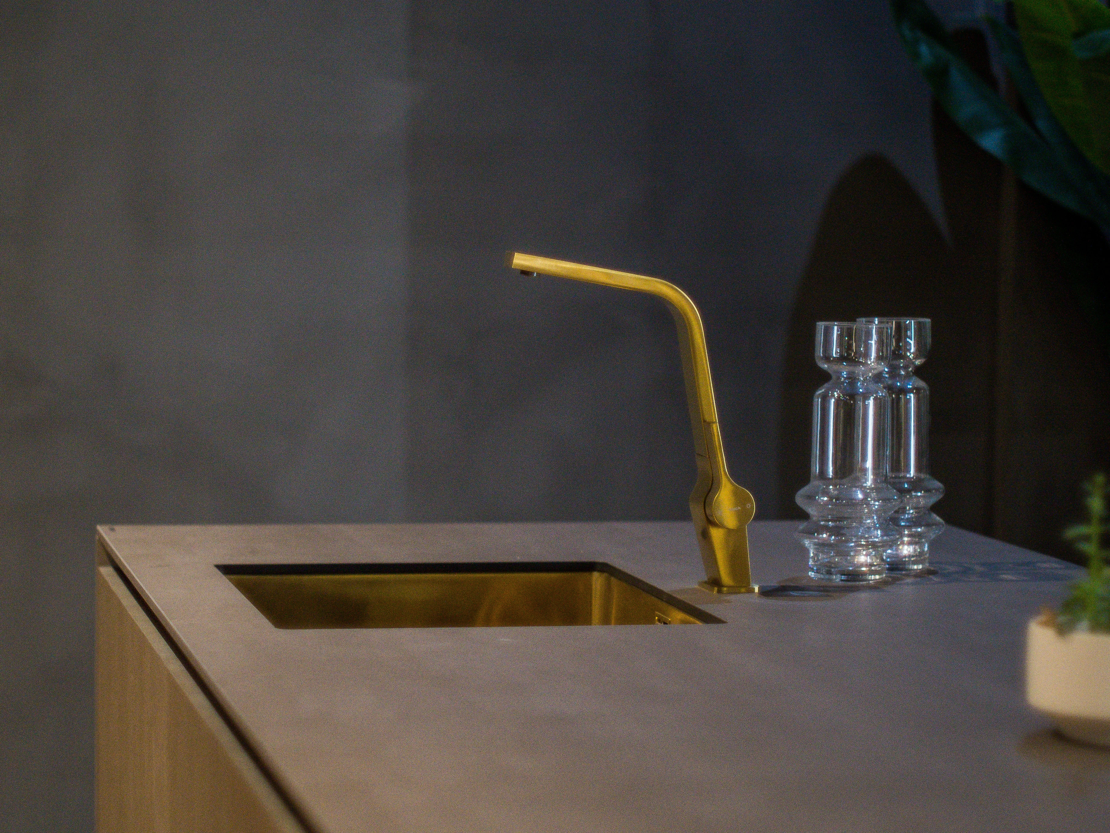 Cuisine de luxe robinetterie laiton